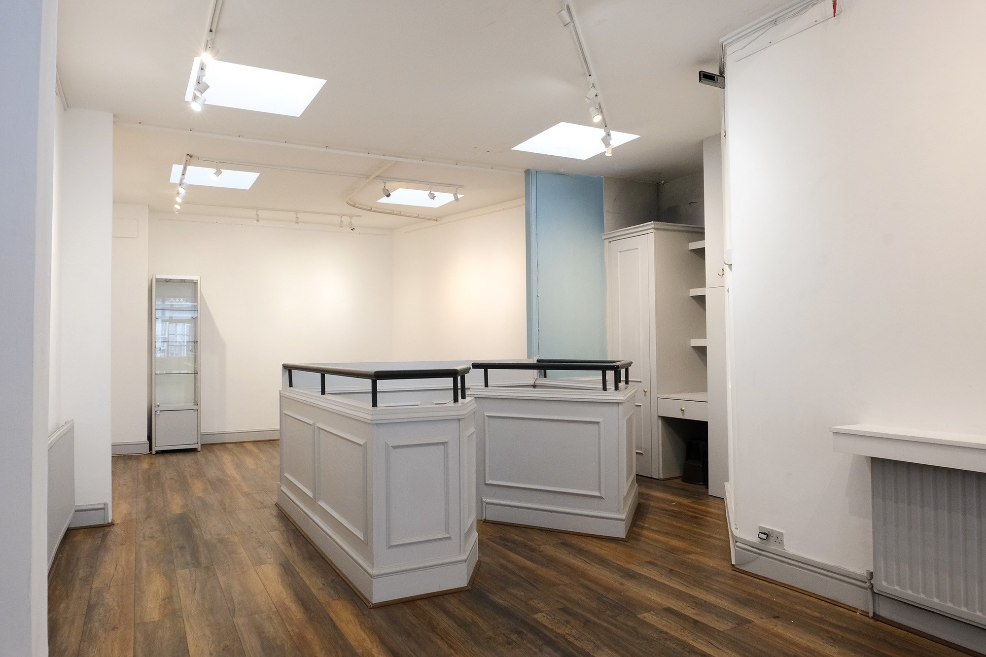 Display counters under the skylights